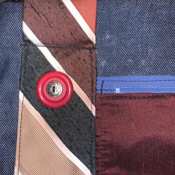 Unique Shoulder Bag - Picture 3 of 12